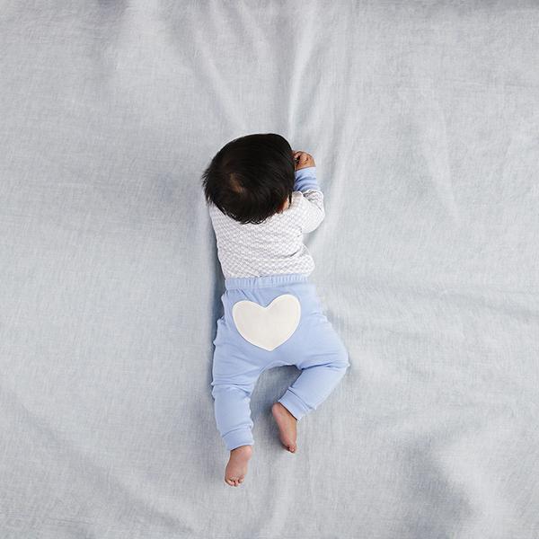 
                  
                    Little Boy Blue Long Sleeve Bodysuit - Sapling Organic Baby Clothes
                  
                