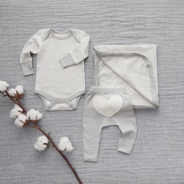 
                  
                    Dove Grey Snuggle Wrap - Sapling Organic Baby Clothes
                  
                